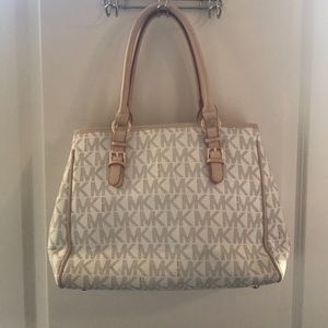 Michael Kors tote